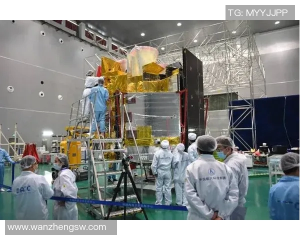 娱乐圈风云变幻：明星私生活揭秘、影视新作热评与跨界合作引发热议